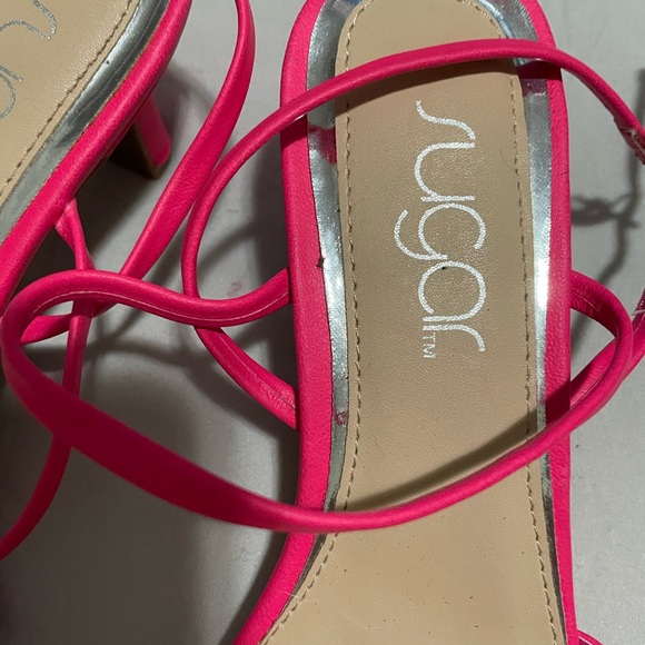 💞HOT PINK SUGAR KITTY HEELS💞 - Picture 6 of 7
